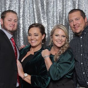 Meet your Posher, Carly montgomery